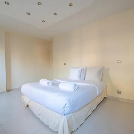 Spacious 3br Canal Saint Martin *